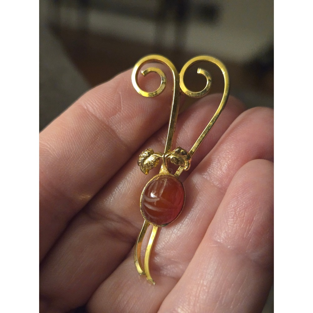 Carnelian Scarab Beetle Egyptian Revival Art Nouveau Brooch‎ Goldfilled Floral